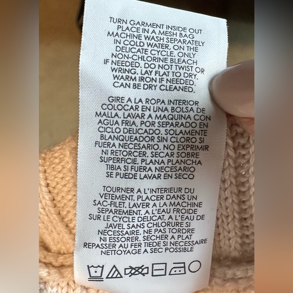 Cabi D-Ring Pullover Ivory Turtleneck Size Small - Picture 12 of 13